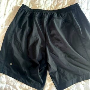 Men’s LuLu Lemon shorts. Size XL